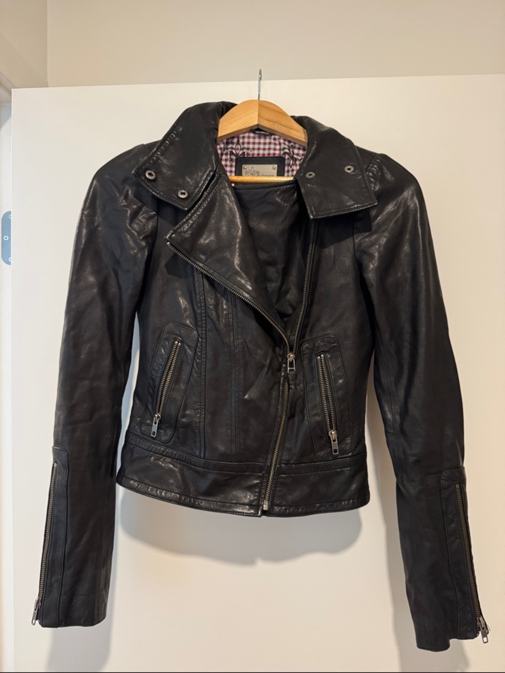 Aritzia Black Leather Moto Jacket - Women